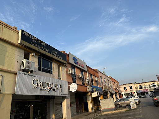 Glamorous Hair Salon