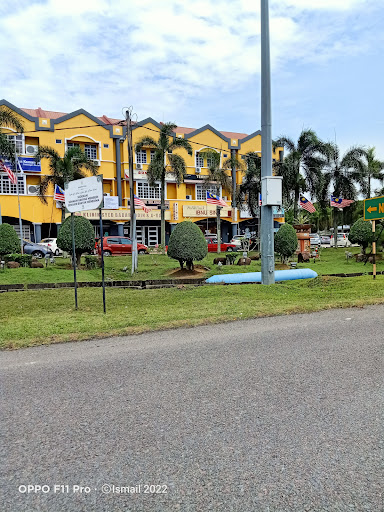 Klinik Syed Badaruddin Kerteh Jumaat buka (678440-A)