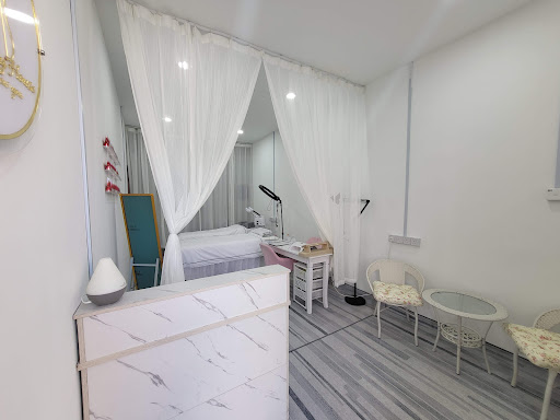 Alphonia Beauty House
