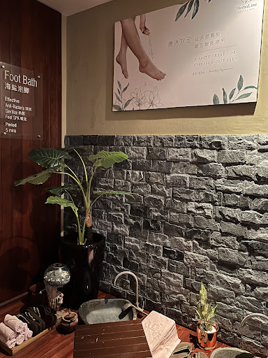 May Sum Beauty Spa Sdn Bhd