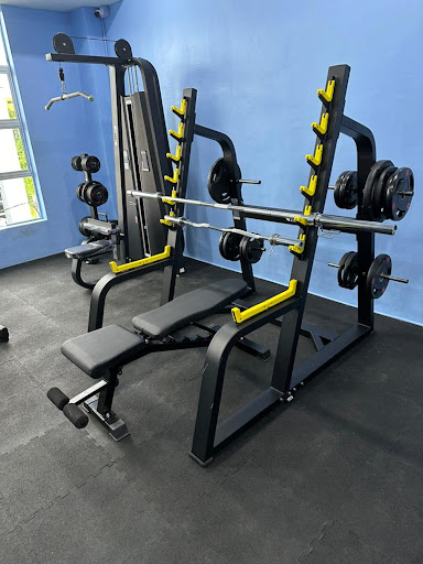 HEALTHLAND GYM & FITNESS