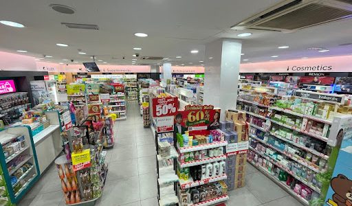 Watsons Mukah: Kedai Farmasi Terbaik dengan Promo Hebat & Produk Eksklusif
