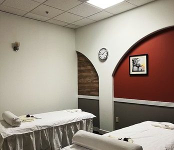 Two Two Massage Centre – Pusat Urut Profesional di Kota, Perkhidmatan Relaksasi & Terapi Tubuh